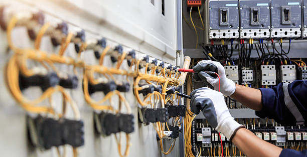 Professional Electrician technician working in Setauket, NY